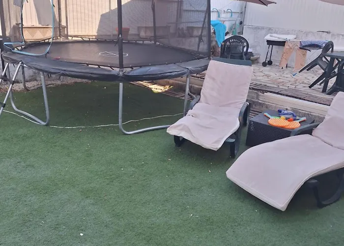 Δωμάτια σε οικογενειακή κατοικία Romao Monsoa